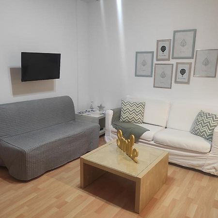 말라가 Amplio Estudio En Centro Y Playa Victoria 13 아파트 외부 사진