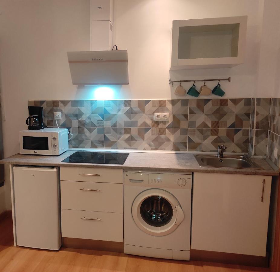 말라가 Amplio Estudio En Centro Y Playa Victoria 13 아파트 외부 사진